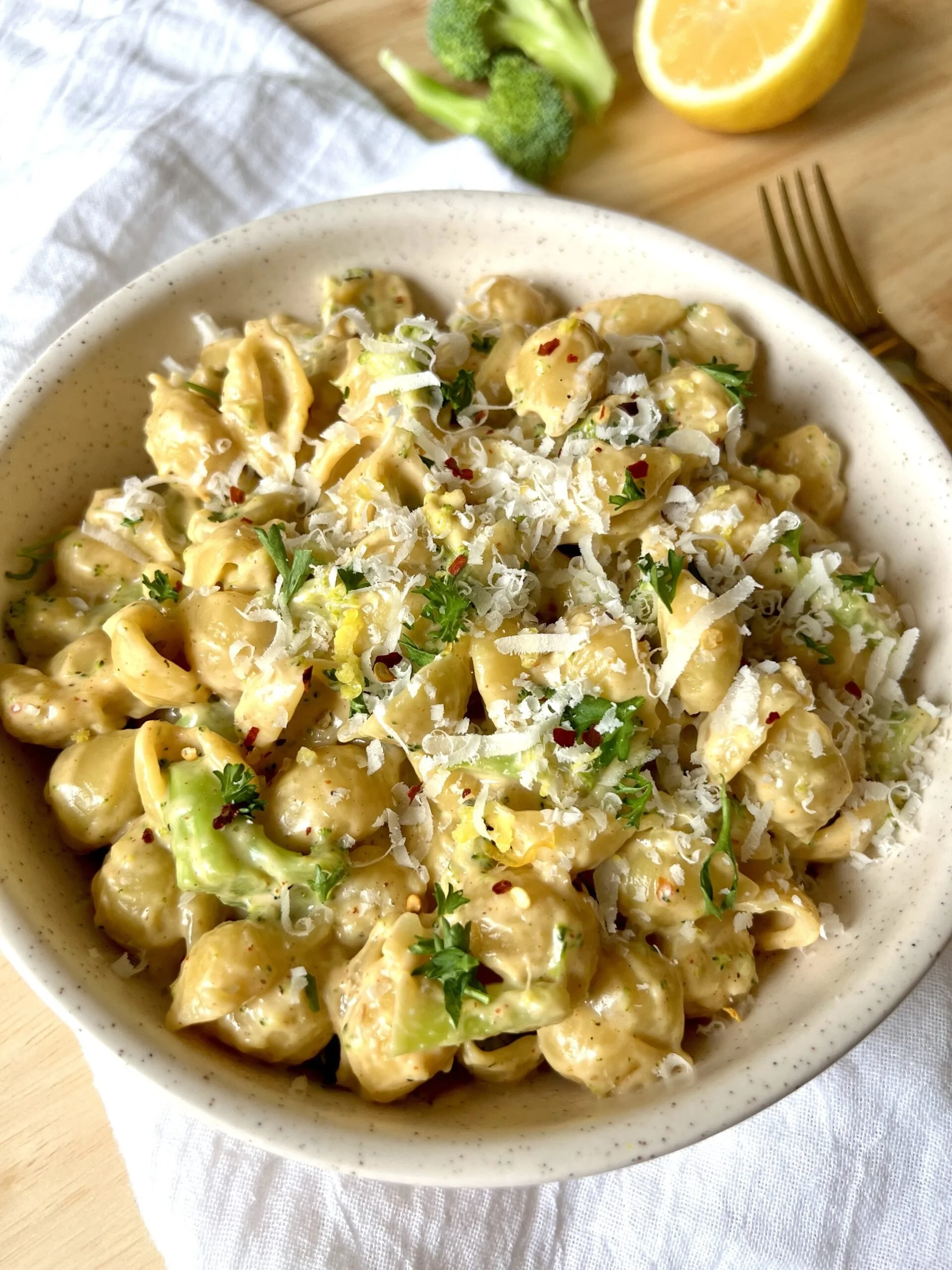 Creamy Skillet Broccoli Cheddar Pasta