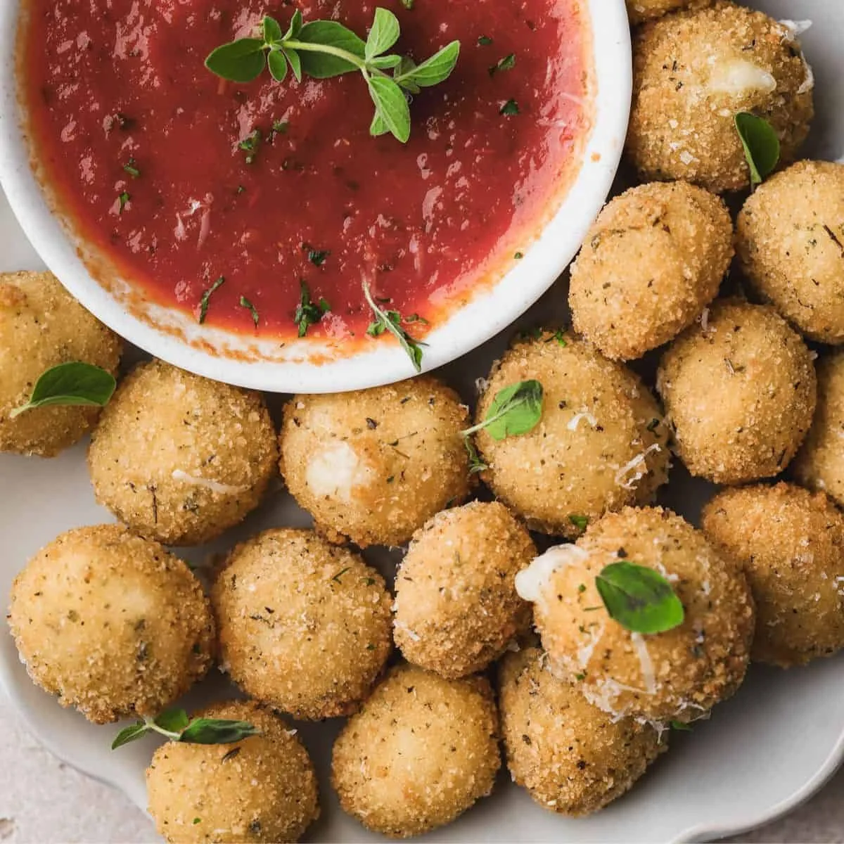 Crispy Fried Mozzarella Balls