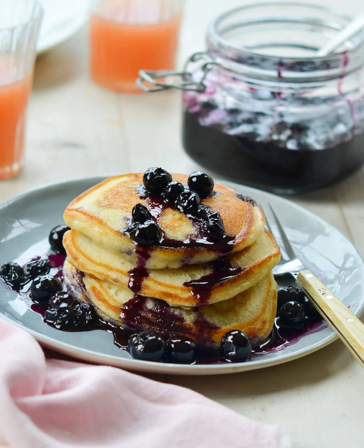 Fluffy Blueberry Pancakes