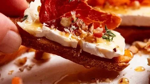 Maple Brie Crunch Bites