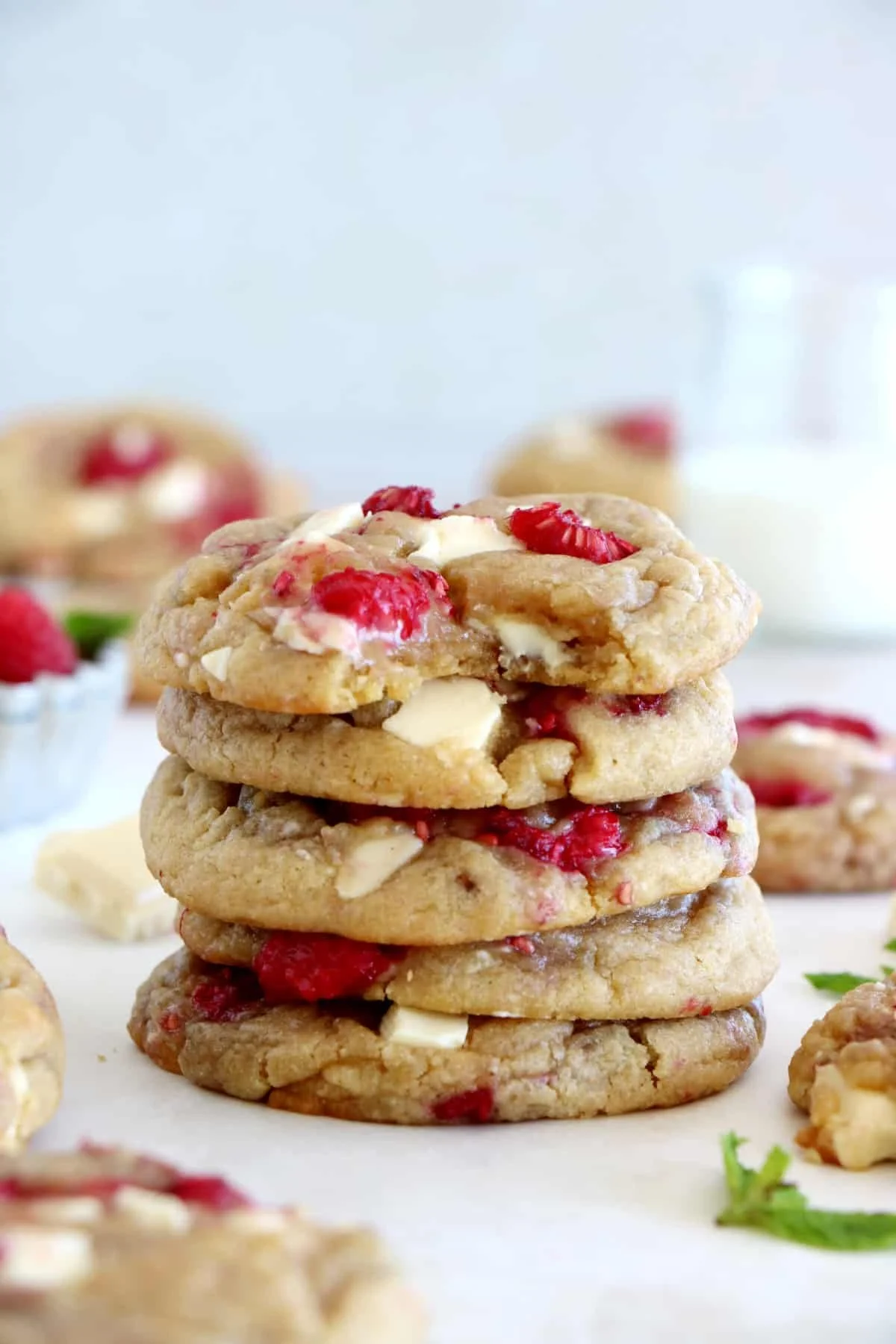 Raspberries and White Chocolate Cookies