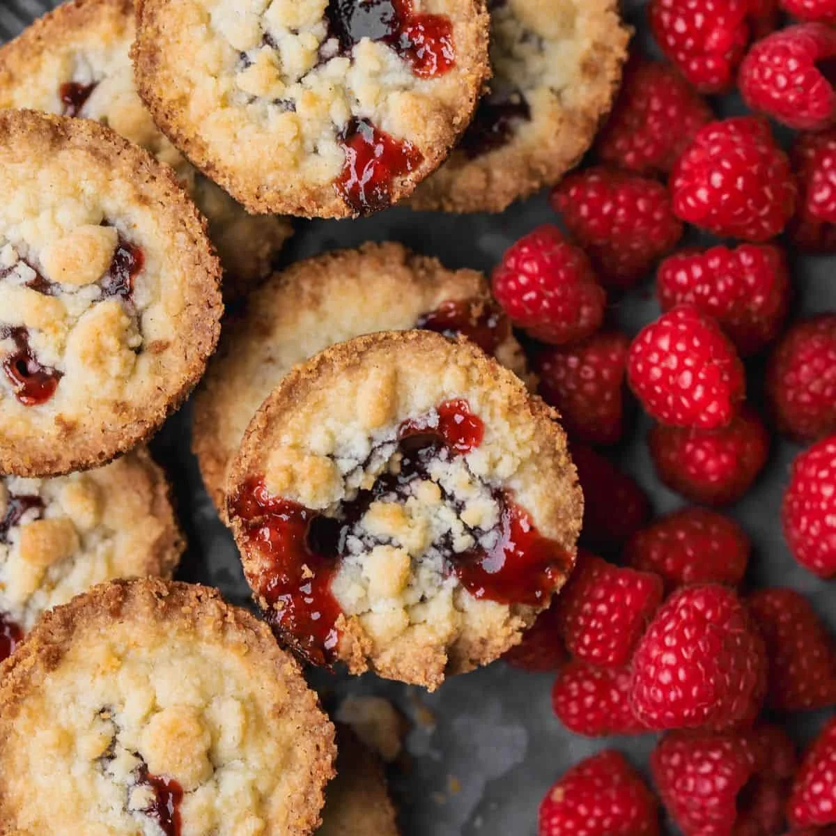 Raspberry Crumble Cookie Bliss