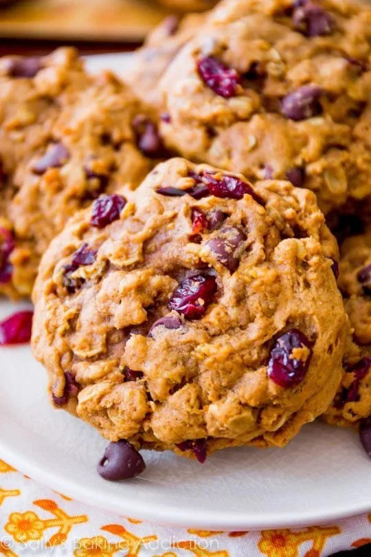 Soft Pumpkin Oatmeal Cookies